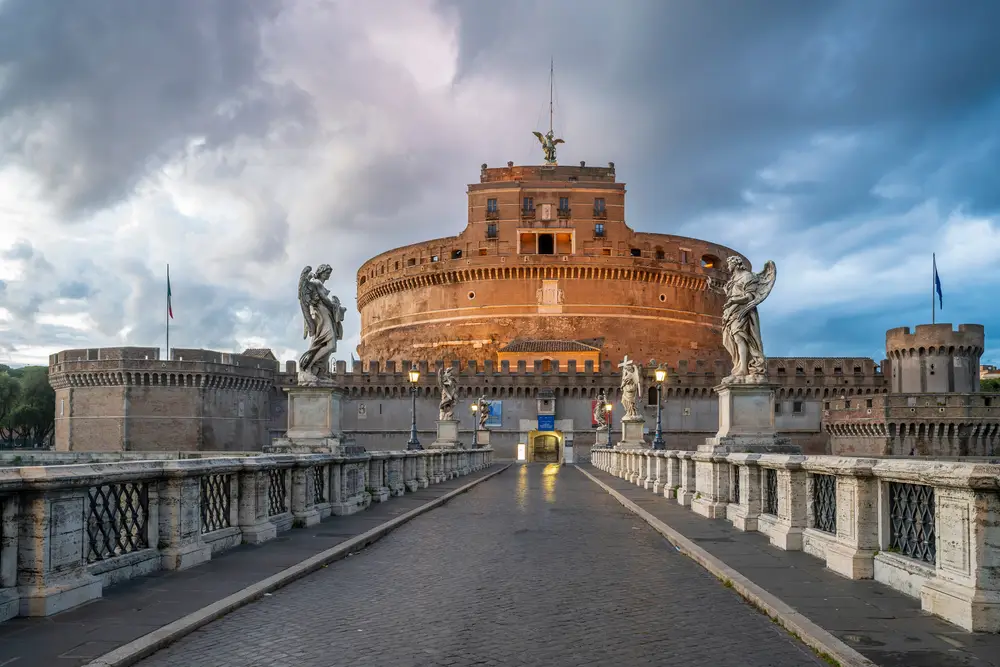 Pogled na Angelski gradec (Castel Sant'Angelo) v Rimu